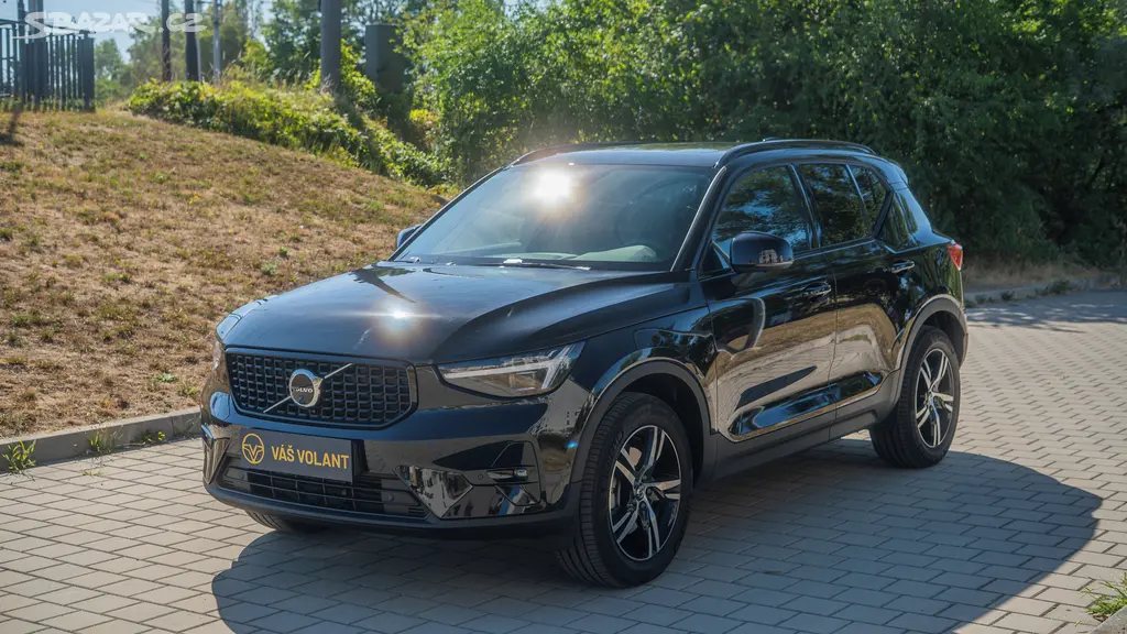 Volvo XC40, Dark Plus tažné záruka 2. kola - fotka 2