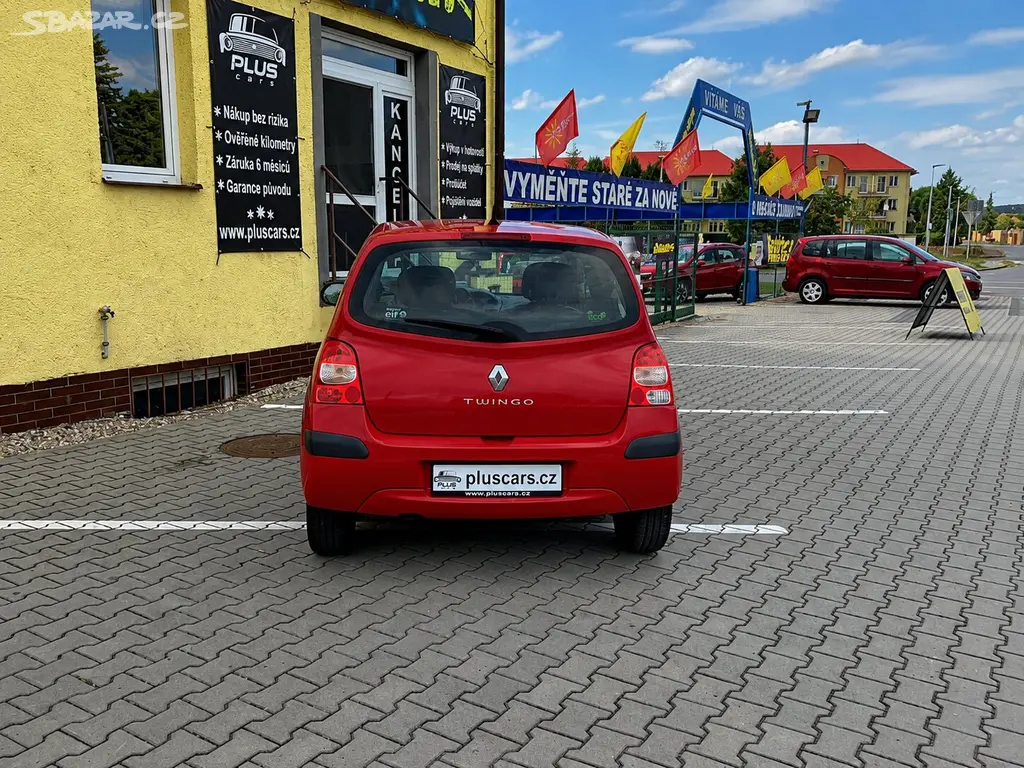 Renault Twingo 1,2i (43kW)*STK DO 8/2028* - fotka 4
