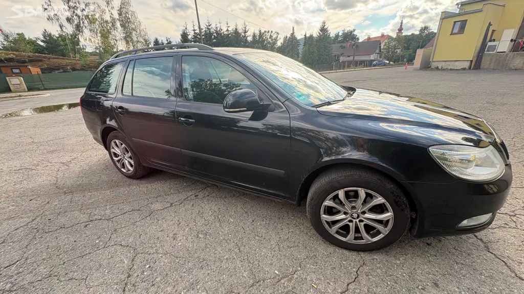 Škoda Octavia 2 1.6tdi 77kw 2011 - fotka 2