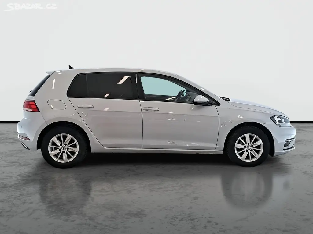 Volkswagen Golf, 1.0 TSI, Automatická klima - fotka 6