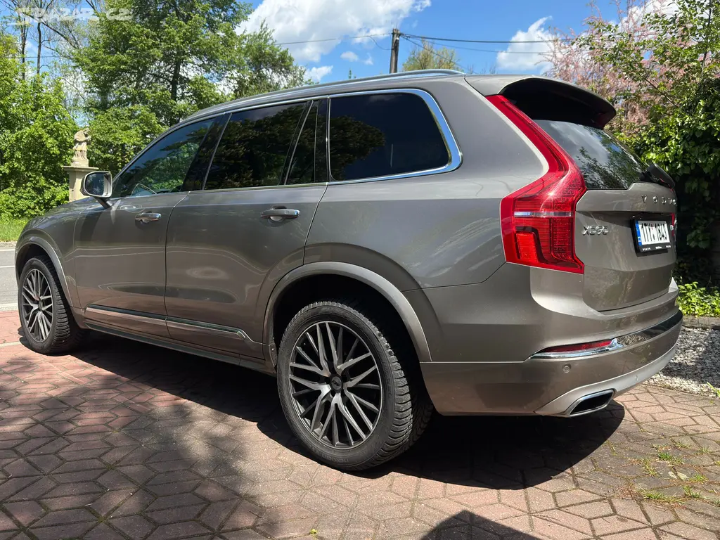 Volvo XC90 1. MAJITEL ČR DPH TOP CRYSTAL - fotka 4