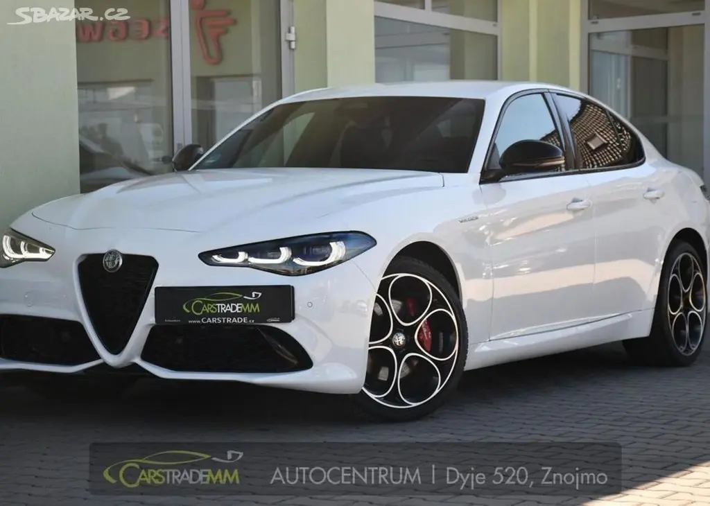 Alfa Romeo Giulia 2.0 TURBO 16V 206kW Q4 VELOCE
