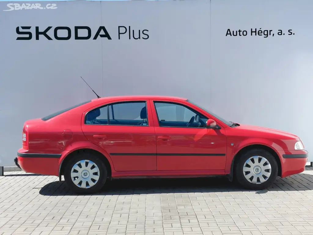 Škoda Octavia, 1.6 MPI Tour Trumf - fotka 6
