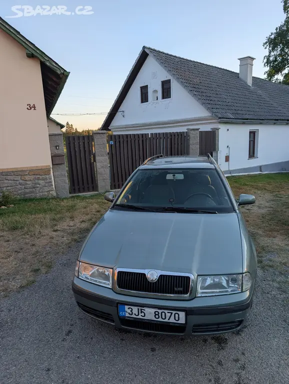 Škoda Octavia 1 benzin 2,0i