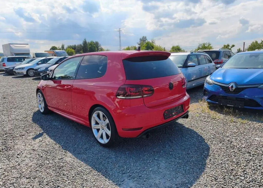 Volkswagen Golf 2.0 TSI GTI ADIDAS, Klima benzín - fotka 4