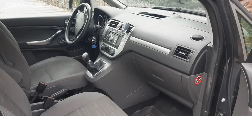 Ford C-Max 1.8i, 92kW, klima, STK 2/27, rok 2010 - fotka 2