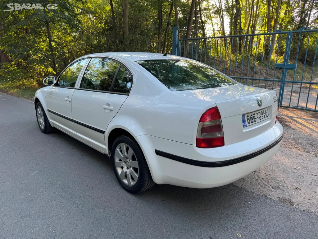 Škoda Superb I 2.0 TDi-103 kW. Rok 2007 - fotka 4