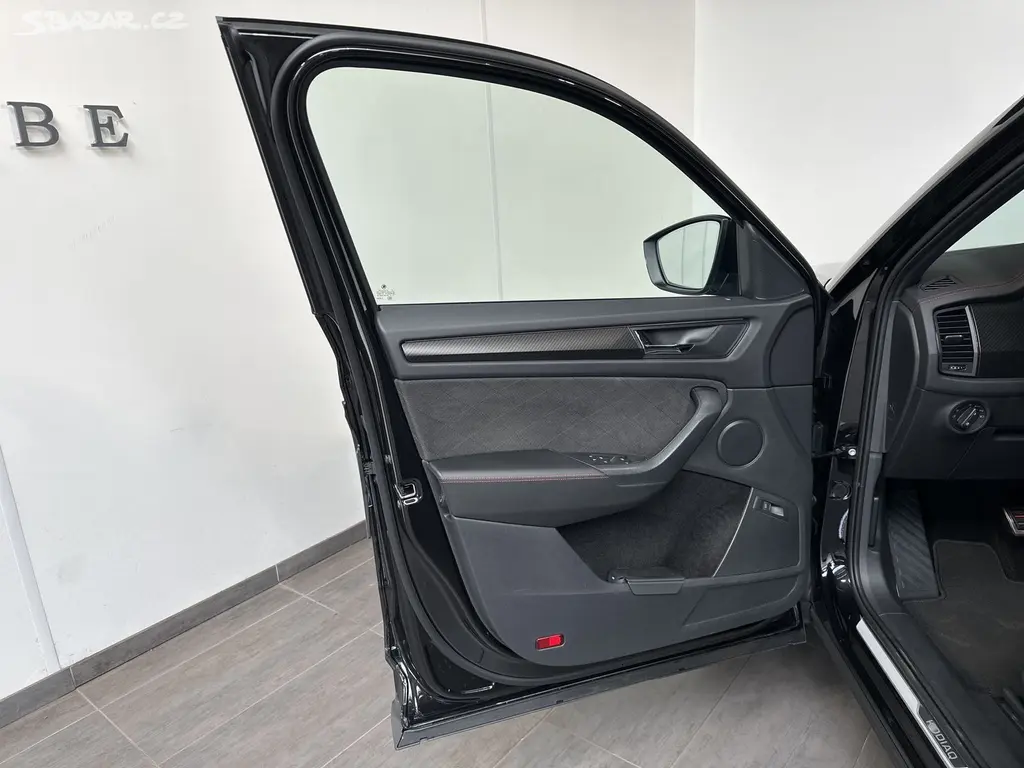 SKODA Kodiaq 2.0 TSI DSG 4x4 RS - fotka 3