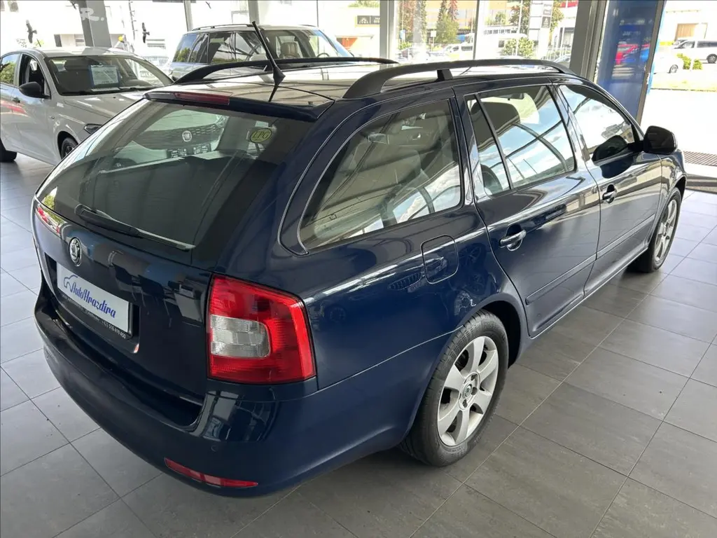 Škoda Octavia, 1,6 MPI,LPG,KŮŽE - fotka 6