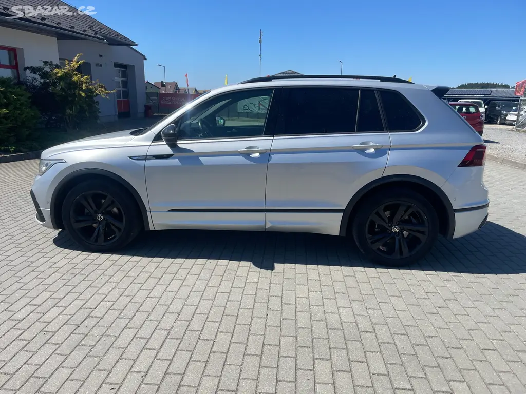 VW TIGUAN 2,0TDi 110kw DSG R-Line LED Radar 2021 - fotka 2