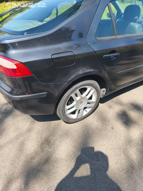Renault Laguna 1.9 DCI 88 KW - fotka 4