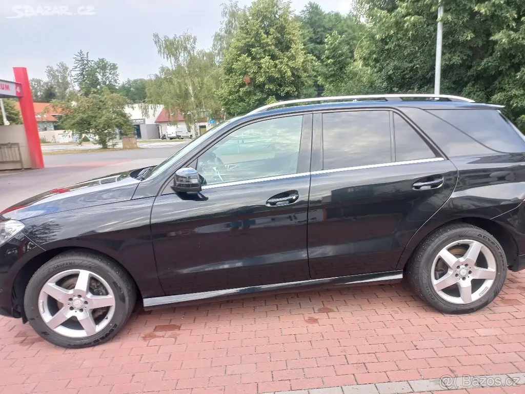 Mercedes-Benz Třídy M 3,0 ML 350 diesel, rok výr - fotka 6