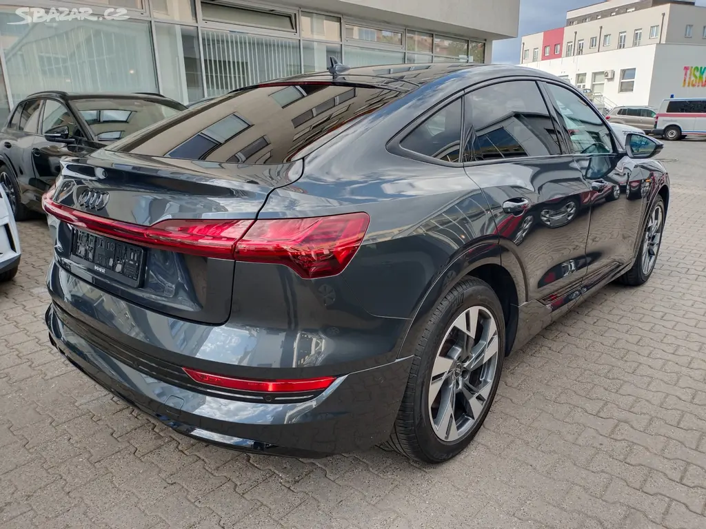 Audi e-tron Sportback Quattro 50 4x4 230kW SOH 96% - fotka 5