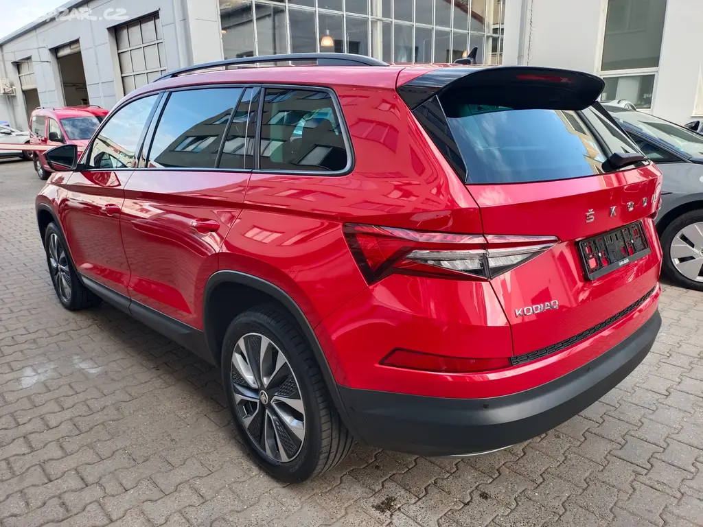 Škoda Kodiaq 2.0 TDI 110kW DSG Tažné Matrix LED - fotka 3