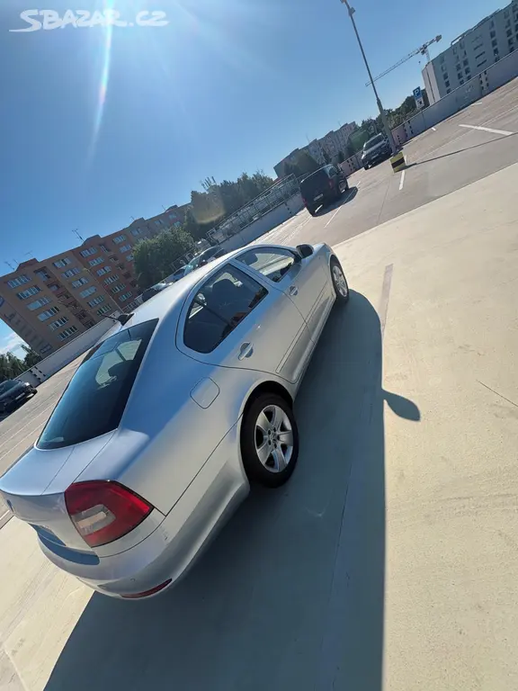 Škoda octavia 2 - fotka 4