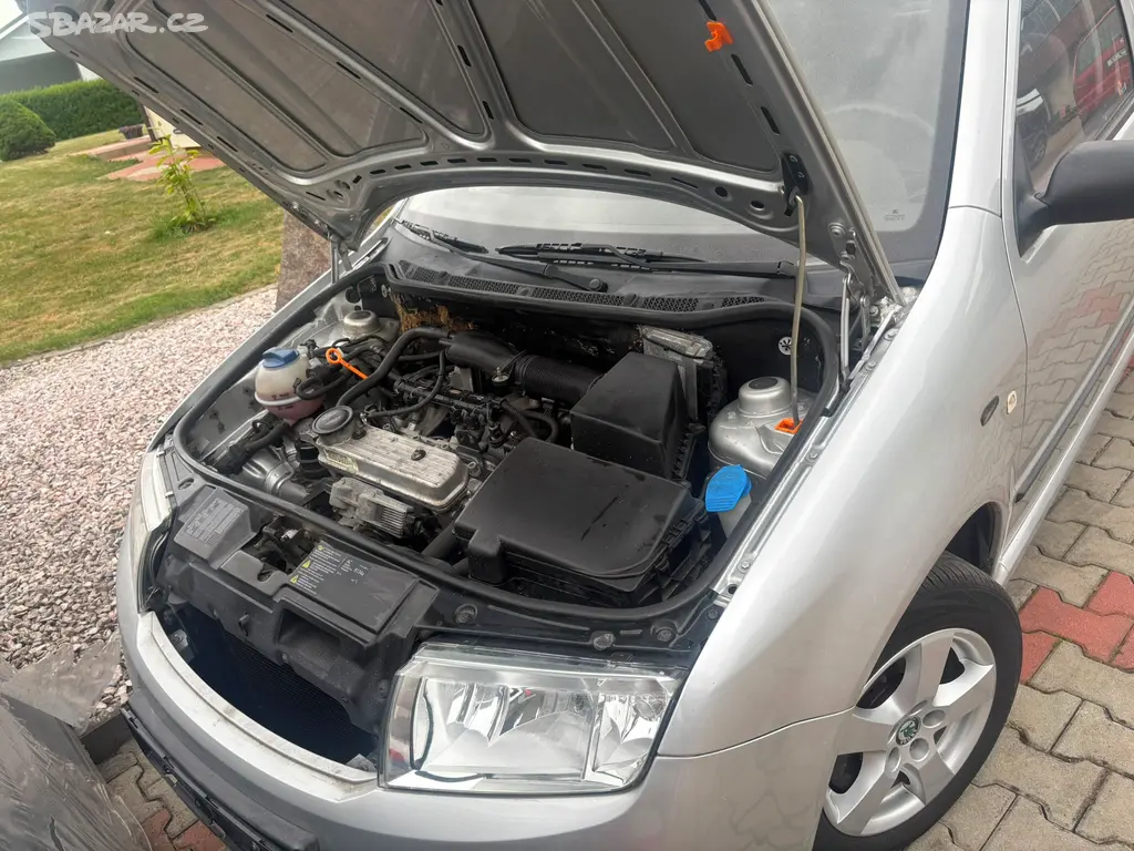Škoda Fabia 1.4 MPI 44 kW KLIMA - fotka 4