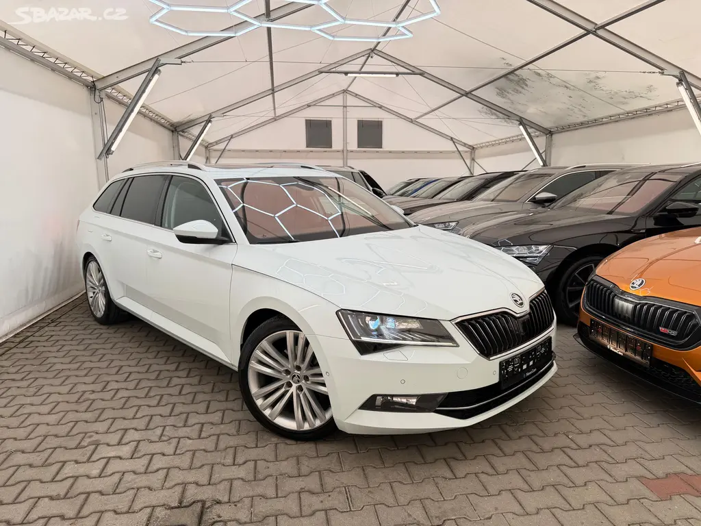 Škoda Superb, 2.0TDi,140kW,DSG,4x4,Webasto - fotka 6