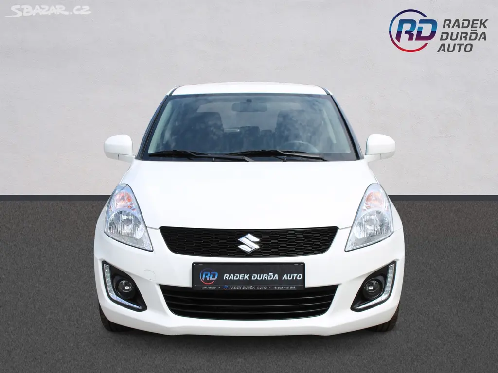 Suzuki Swift 1,2 i ČR,1.MAJ,AUTOMAT,69TKM,2016 - fotka 2