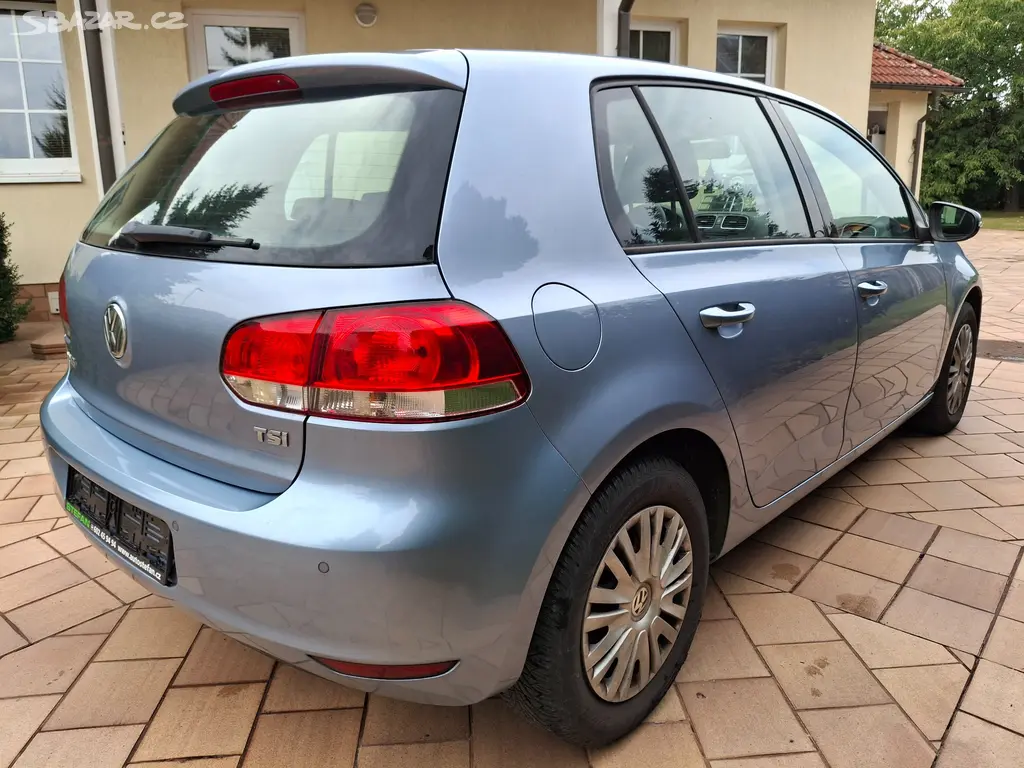 VW GOLF VI. 1.2 TSI 77kw - fotka 5