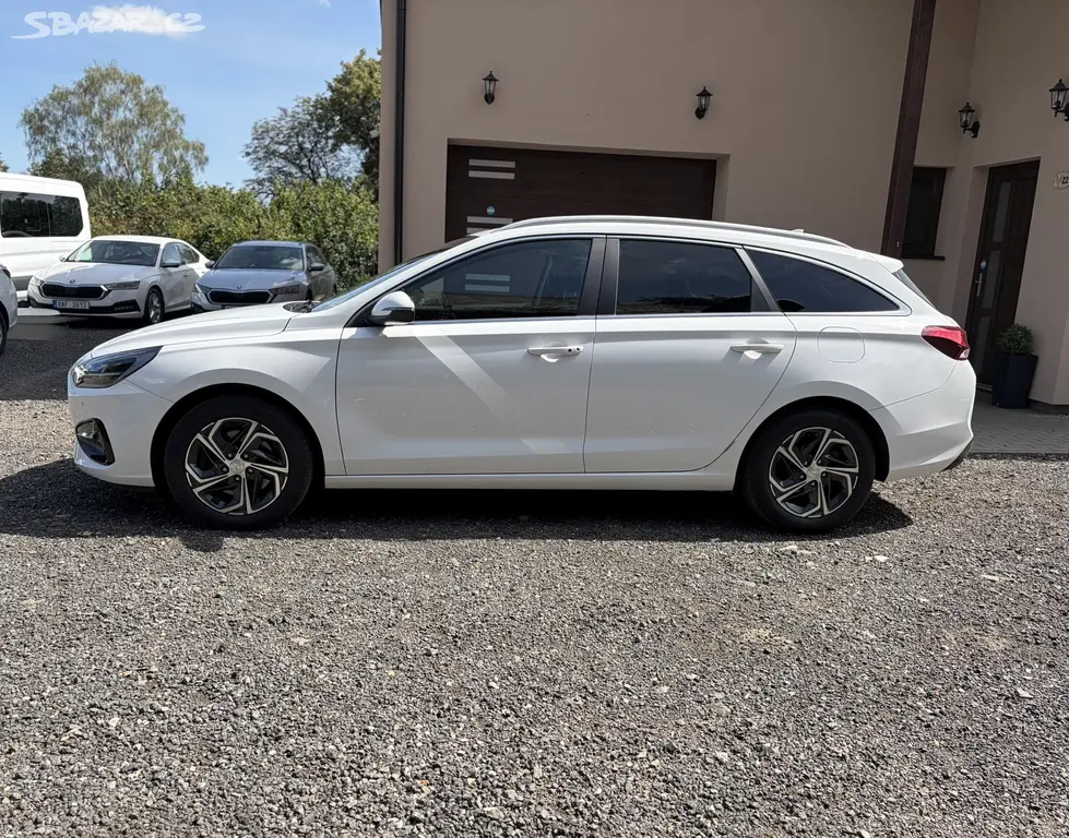 Hyundai i30, Smart.1.0T-GDI.kombi. ČR. - fotka 3