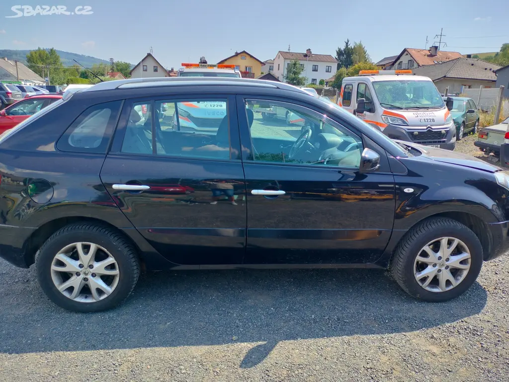 Renault Koleos 2,5i 16V 4x4 - fotka 3