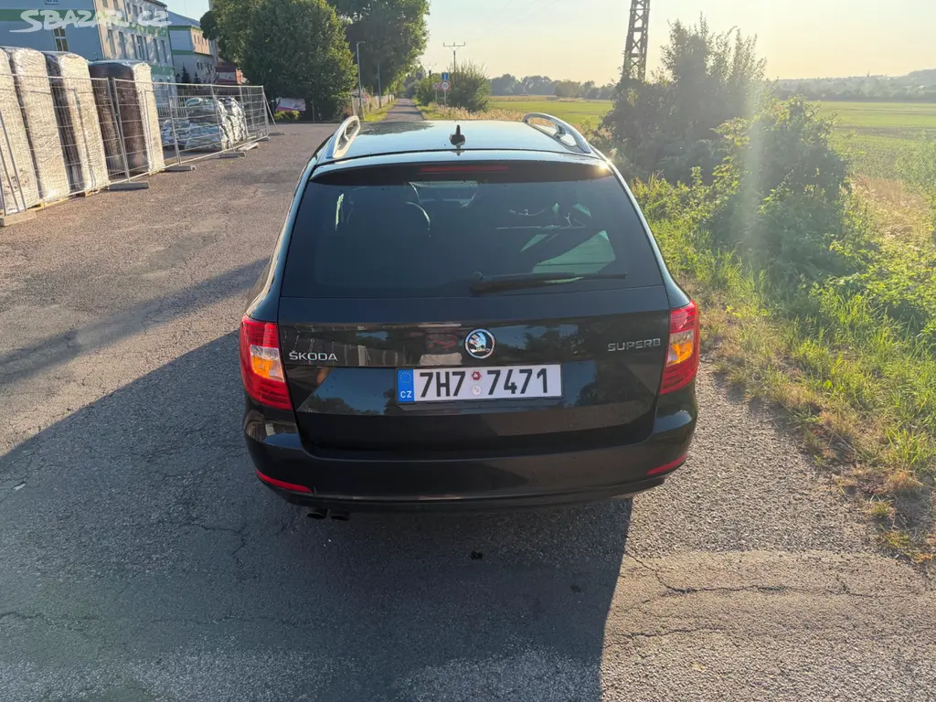 Škoda Superb Combi 2.0 TDI DSG 125 kW 2014 - fotka 6