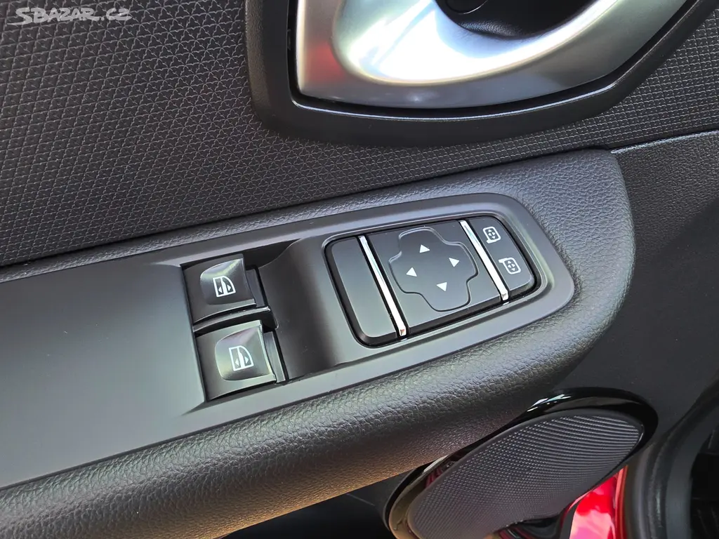 Clio 1,2i 54KW Limited 2018 106tkm klima tempomat - fotka 6