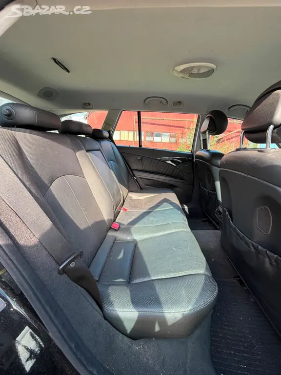 Mercedes E 320 CDI - fotka 6