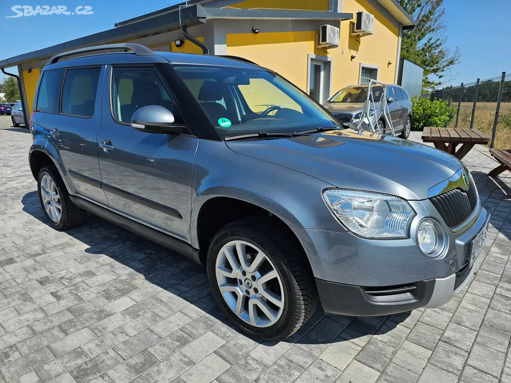 Škoda Yeti, 1.2 TSI, Ambit, DSG, 102 000KM - fotka 3