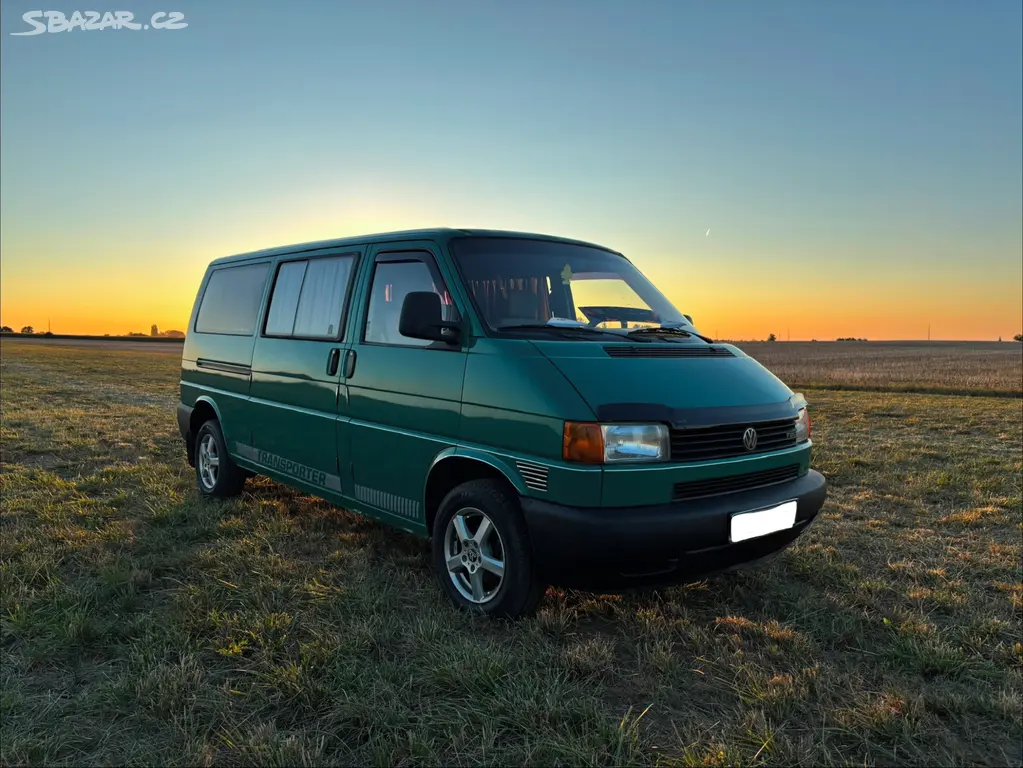 Volkswagen T4 Long 2.5 TDI 75 kW 9 míst - fotka 2