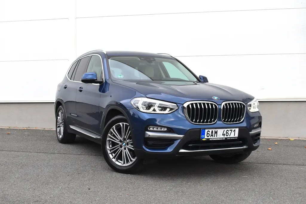 BMW X3 xDrive 20d/2017/140KW/TAŽNÉ/HUD/107TKM