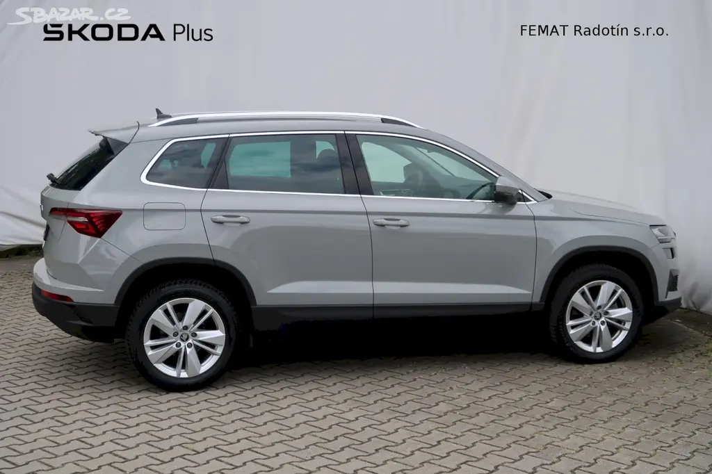 Škoda Karoq, Top Selection 1.5 TSI 110 kW - fotka 3