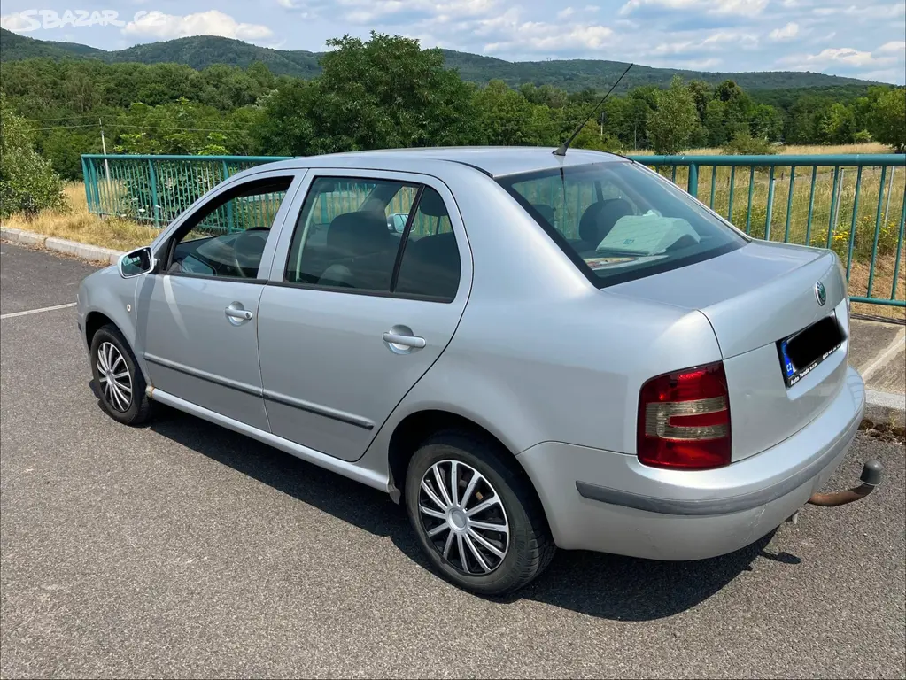 Škoda Fabia 1,4 MPI 50kW klima - fotka 2