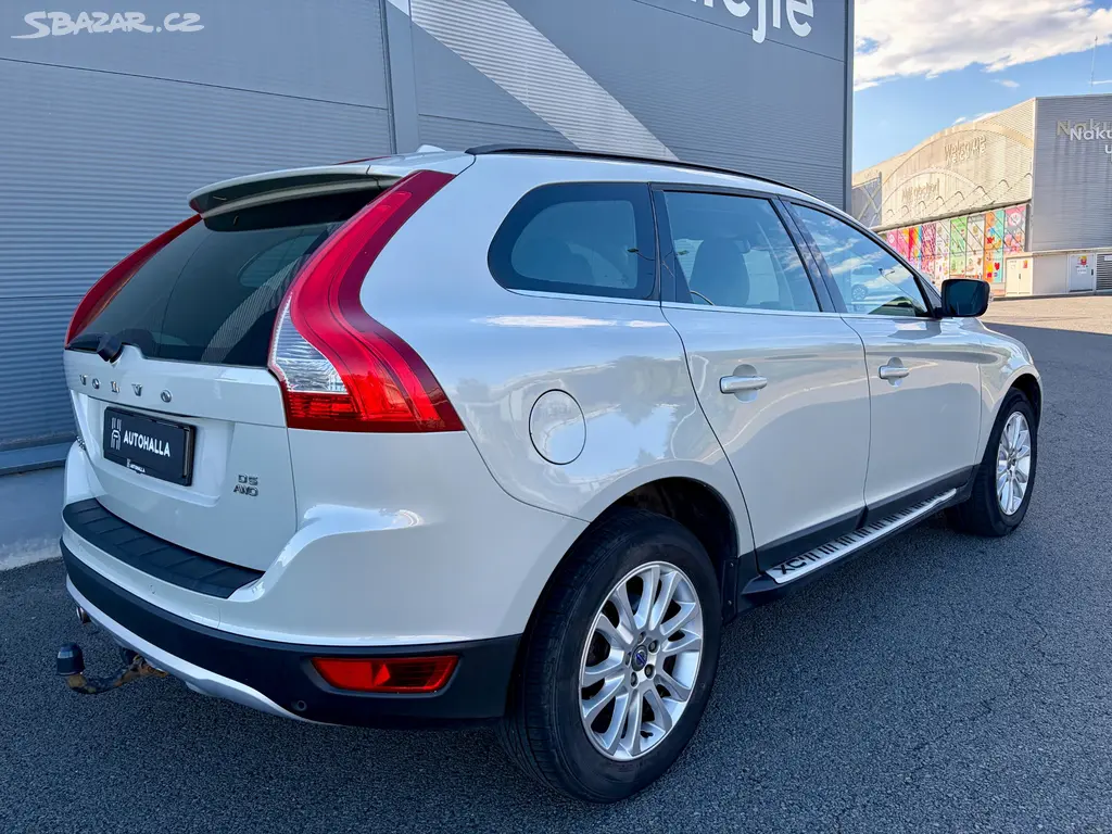 Volvo XC60 2.4 D5 136kW Automat Summum. - fotka 3