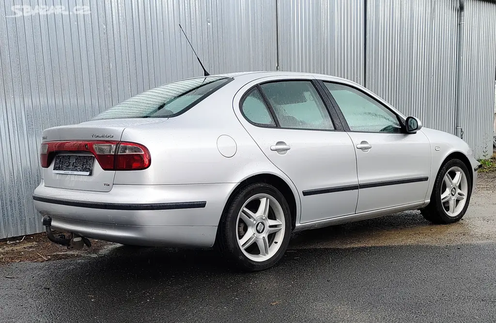 Seat Toledo II ,1.9TDi 96kw ,rok výroby 2004 - fotka 4