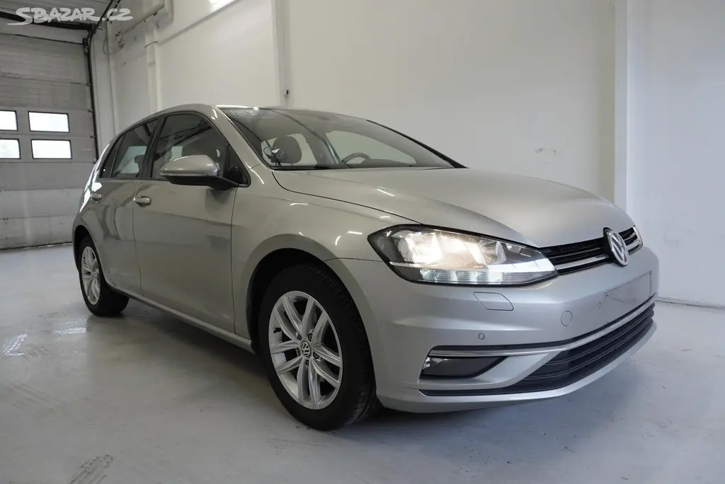 Volkswagen Golf, 2.0TDi 110kW AUTOMAT - fotka 4