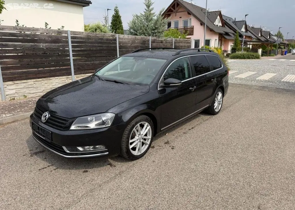 Volkswagen Passat 2,0 TDi/103Kw DSG nová STK