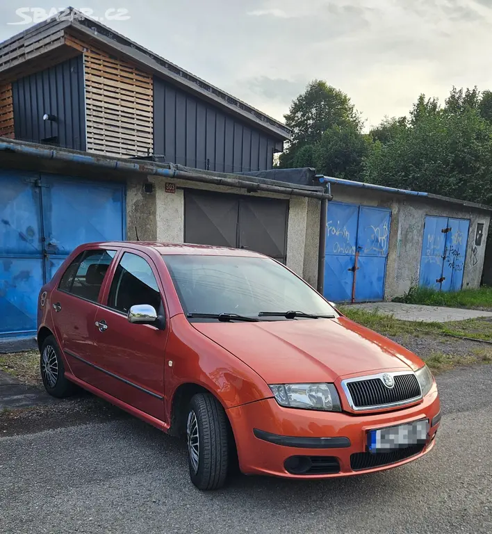 Škoda Fabia 1.2 HTP 40kw Servisní knížka - fotka 2