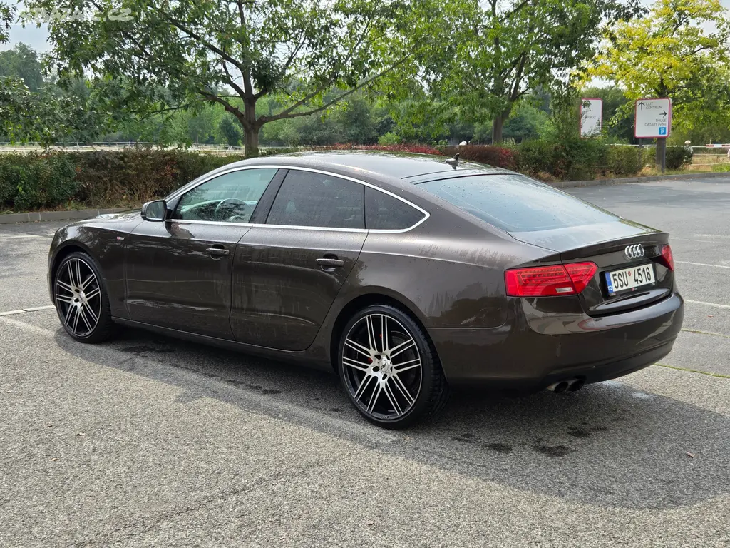 Audi A5, 2.0TDI Automat - necouvá - fotka 4
