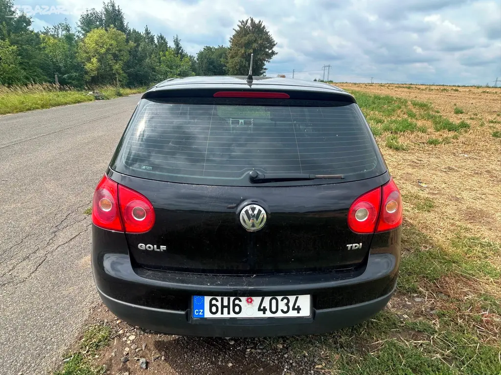 156 tis.km,Climatron.Volkswagen Golf V 1.9TDI 77kw - fotka 3