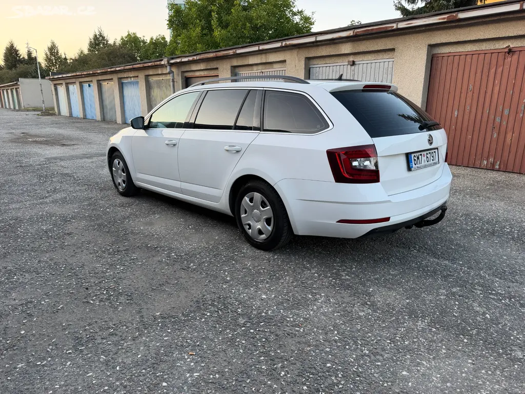Škoda Octavia 3 Kombi 1.6 TDI, STYLE PLUS - fotka 4