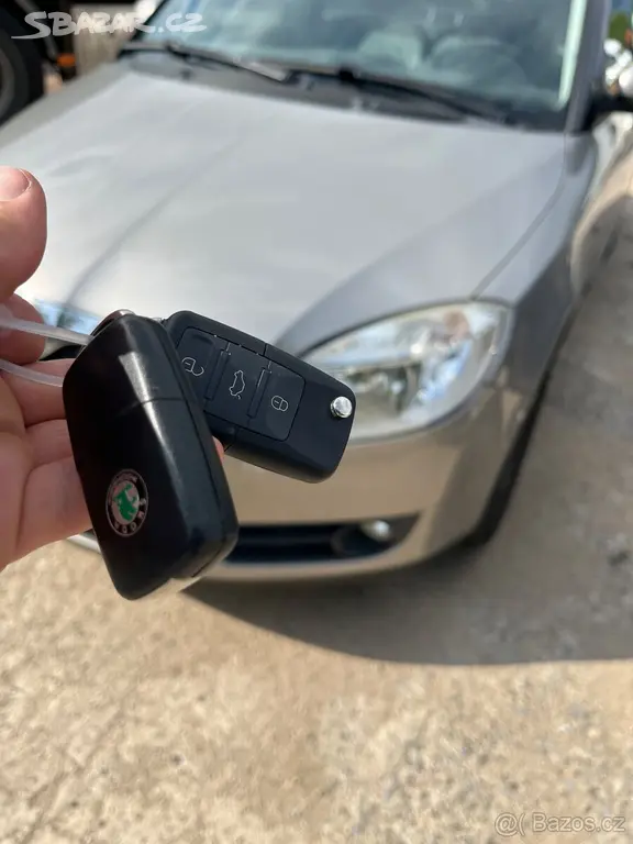NOVA STK,115 tis,klima,serviska,2 sady,Škoda Fabia - fotka 3