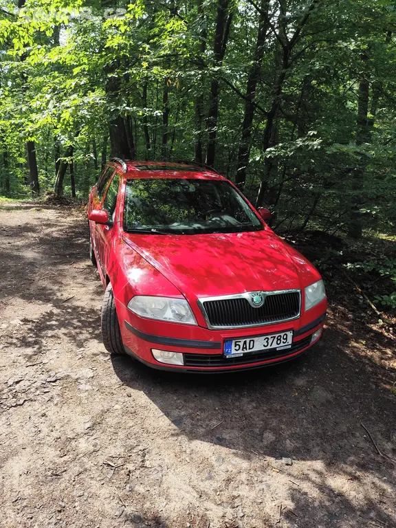 Škoda Octavia 2 elegance - fotka 3