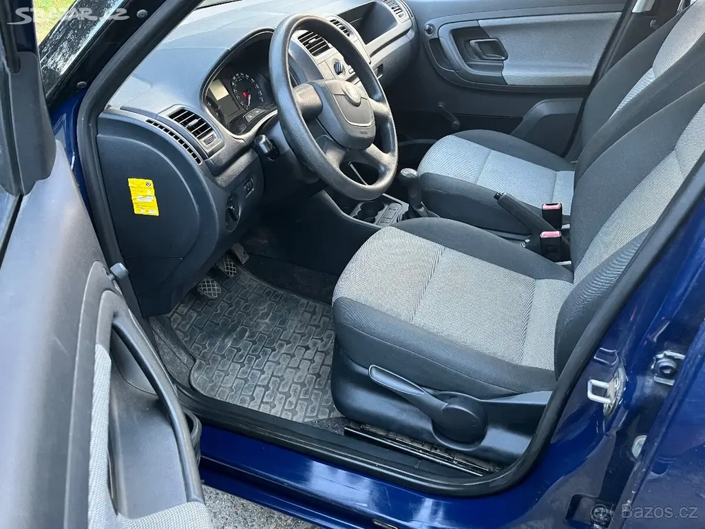 Top stav, 86 tis. km, Škoda Roomster 1.2 TSI 63 kW - fotka 5