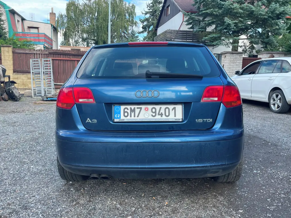 Audi A3 8PA 1.9Tdi 77kw rv. 2006 - fotka 6