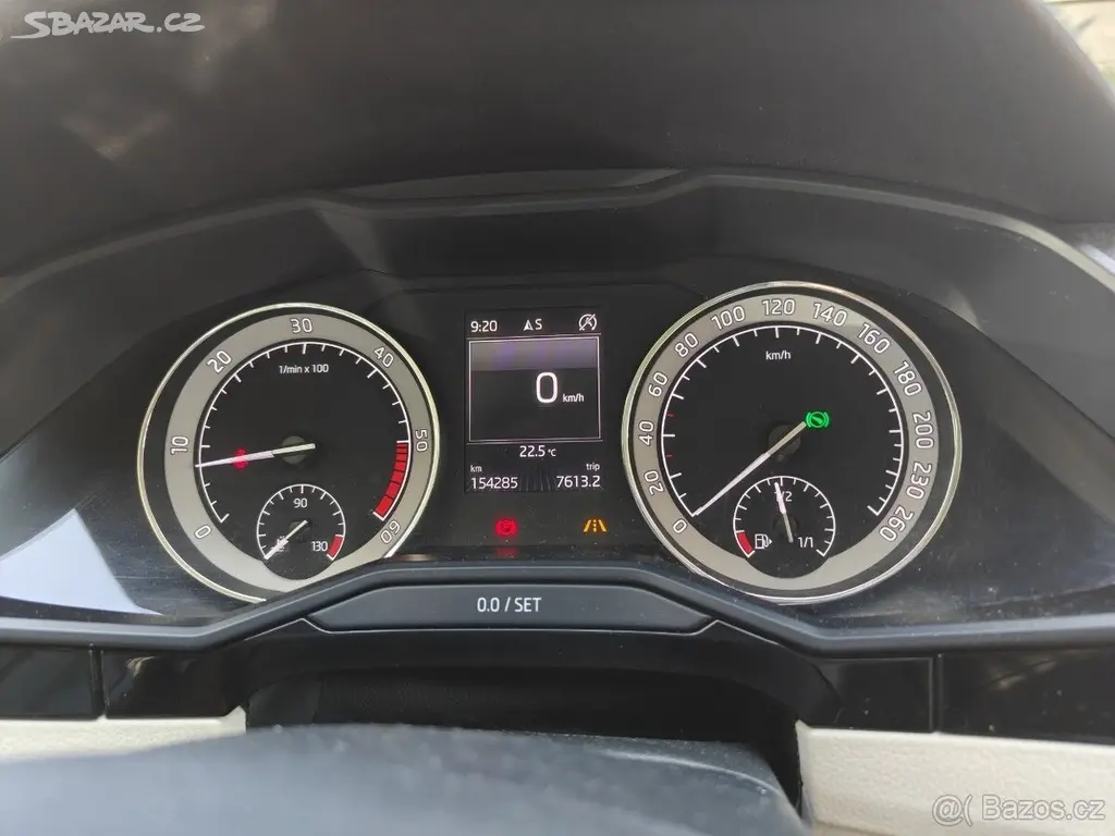 Škoda Superb 2,0 TDI 110kW DSG Laurin & Klement - fotka 4