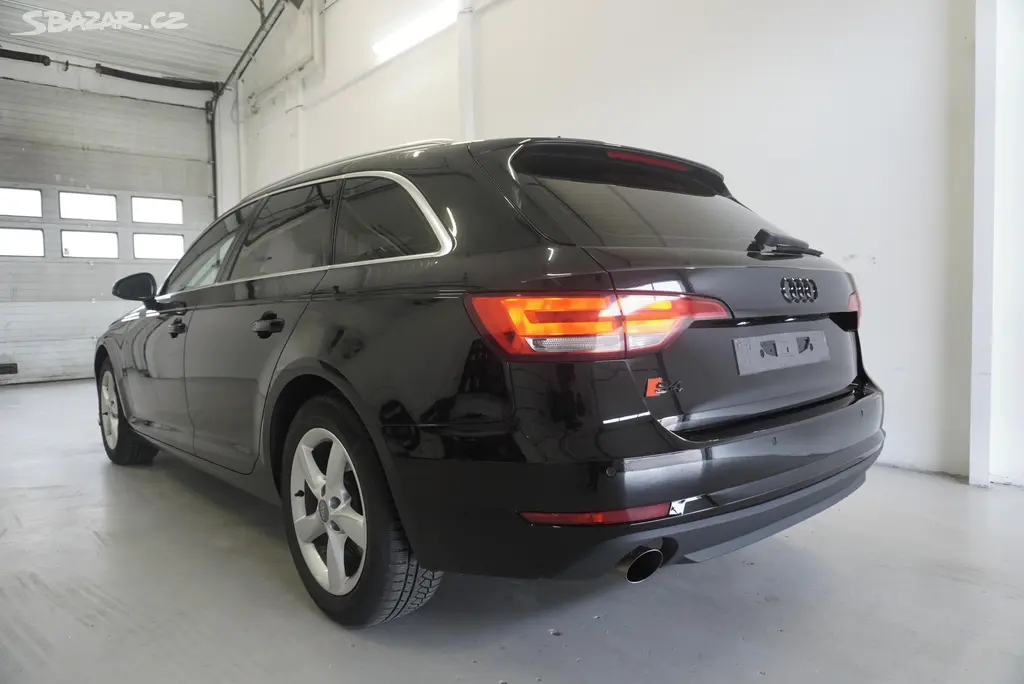 Audi A4, 2.0 TFSi 140 kW, AUTOMAT - fotka 6