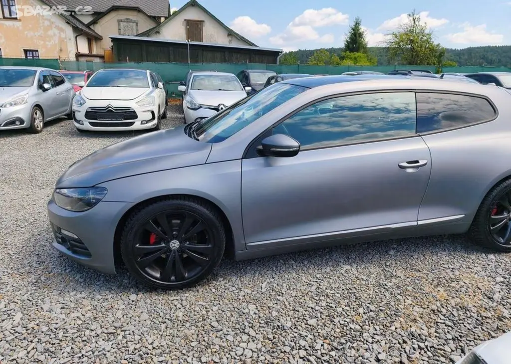 Volkswagen Scirocco 2.0 TDI DSG, Kůže, Klima - fotka 3