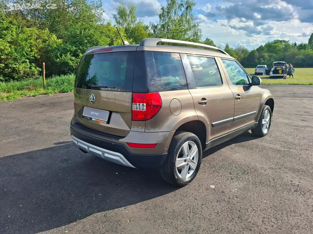 Škoda Yeti 2.0TDi 103kW,DSG,xenony,tažné zařízení - fotka 4