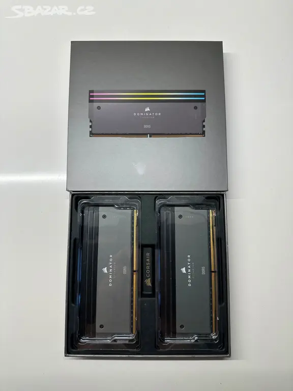 Corsair DOMINATOR TITANIUM RGB 64GB (2×32GB) - fotka 3
